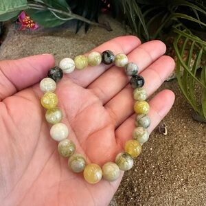 Peruvian Jade 8mm Bead Bracelet – Natural Gemstone from Brazil